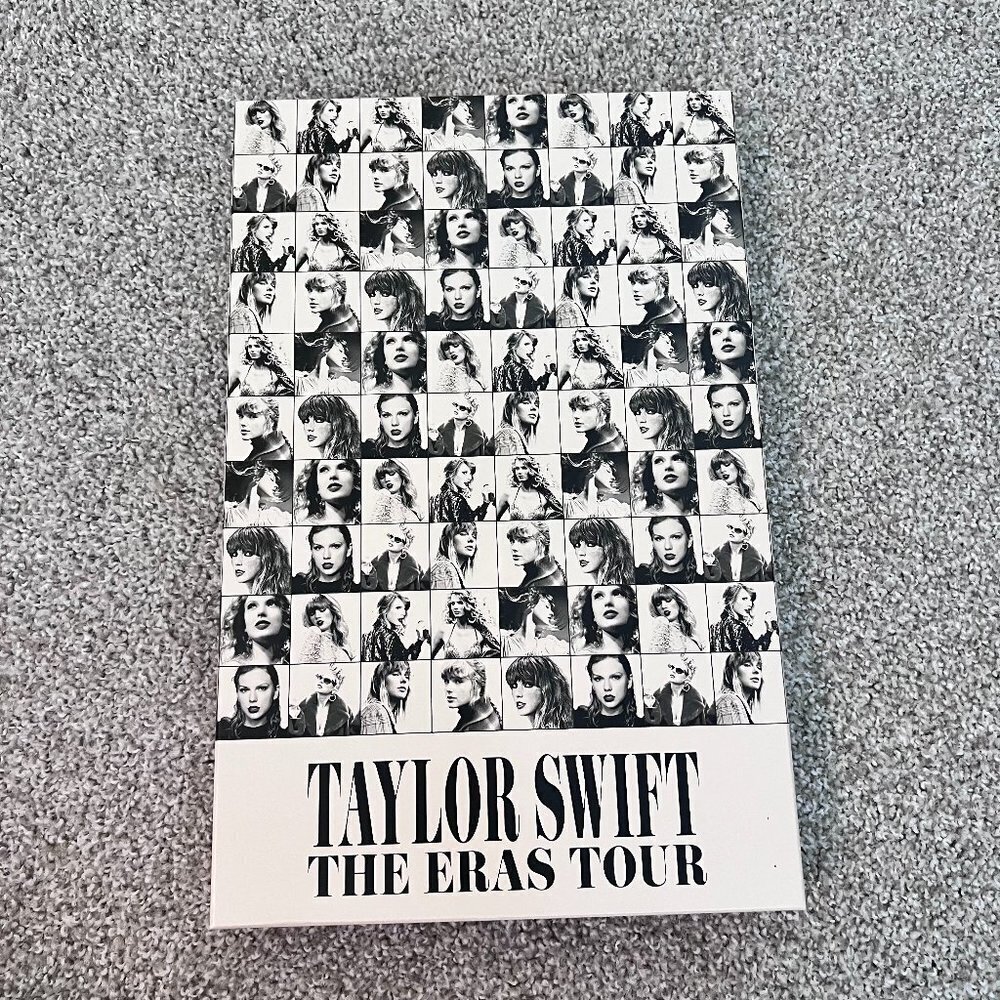 NEW Taylor Swift Eras Tour Los Angeles VIP Box Set - Picture 2 of 4